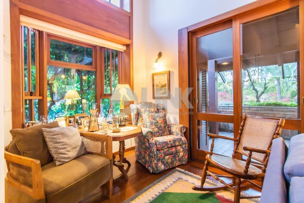 Foto 9 de Casa de Condomínio com 4 quartos à venda, 258m2 em Boa Vista, Porto Alegre - RS