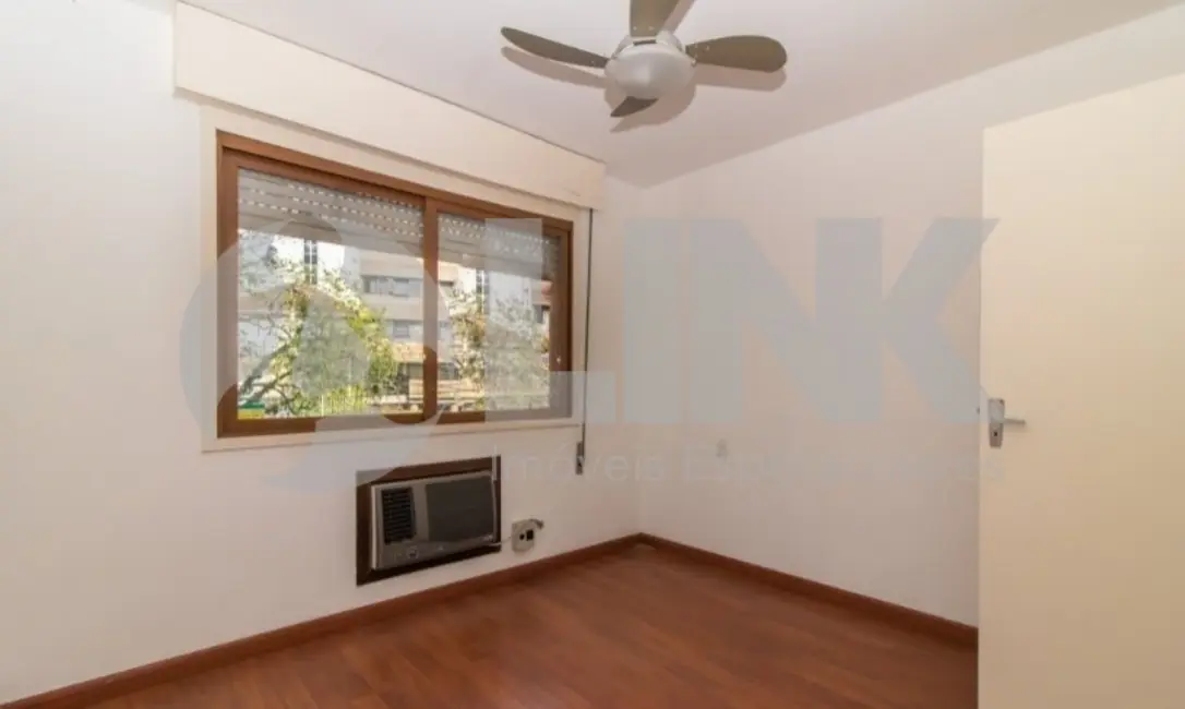 Apartamento com 3 quartos à venda, 106m2 em Petrópolis, Porto Alegre - RS - imagem 8 Foto 8 de Apartamento com 3 quartos à venda, 106m2 em Petrópolis, Porto Alegre - RS