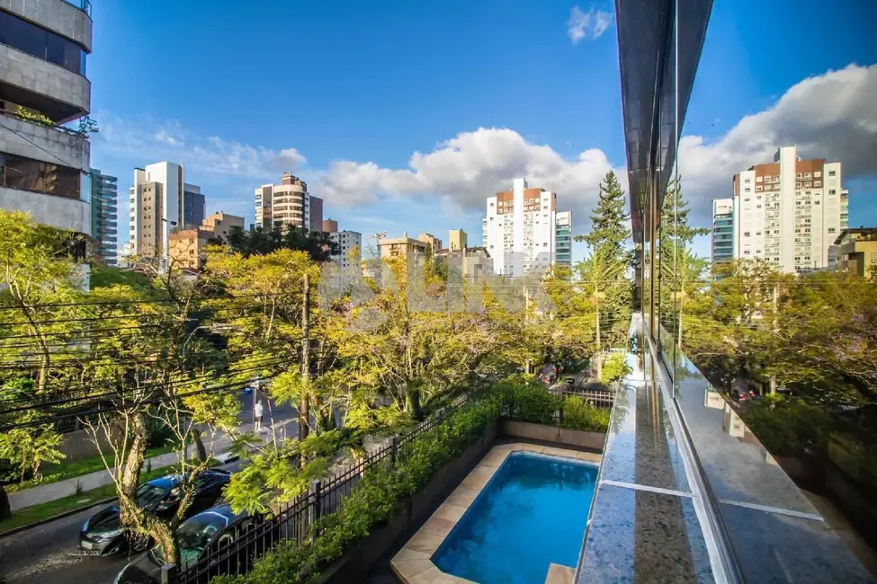 Apartamento com 4 quartos à venda, 251m2 em Bela Vista, Porto Alegre - RS - imagem 9 Foto 9 de Apartamento com 4 quartos à venda, 251m2 em Bela Vista, Porto Alegre - RS