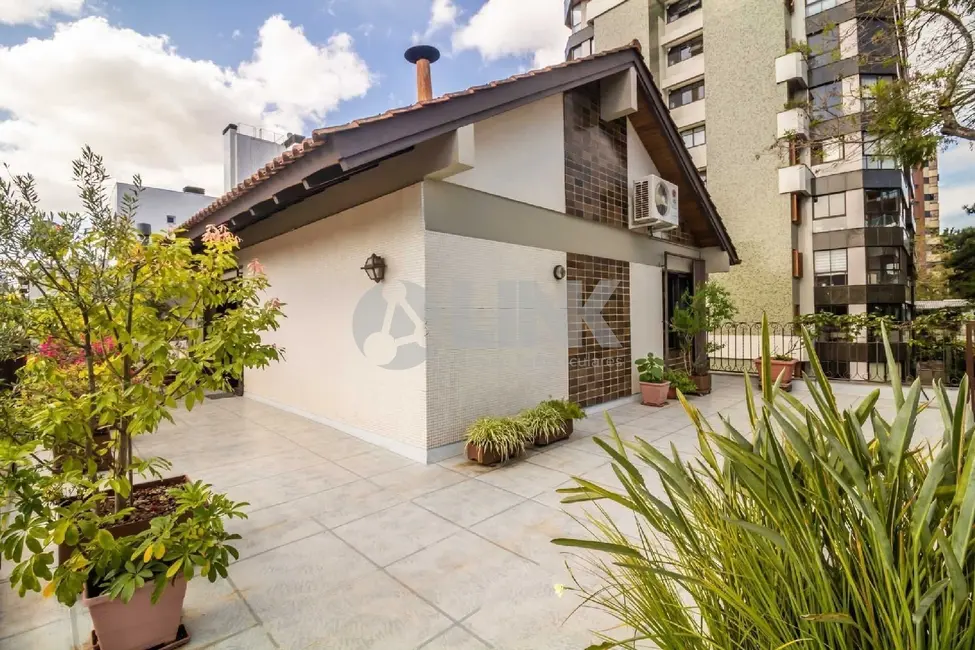 Apartamento com 3 quartos à venda, 225m2 em Auxiliadora, Porto Alegre - RS - imagem 5 Foto 5 de Apartamento com 3 quartos à venda, 225m2 em Auxiliadora, Porto Alegre - RS