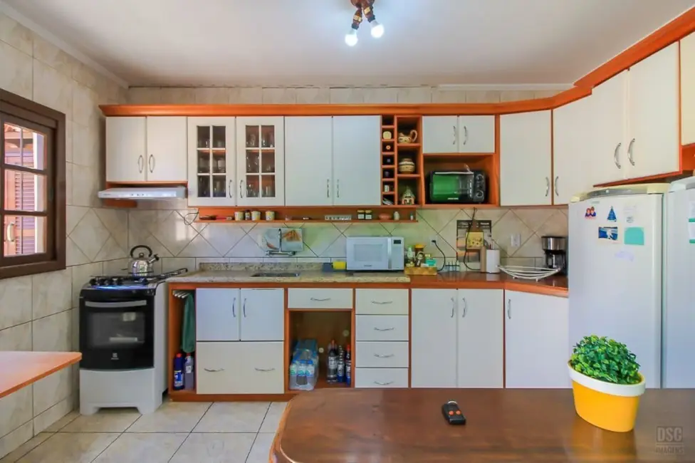 Foto 8 de Casa com 3 quartos à venda, 198m2 em Cavalhada, Porto Alegre - RS