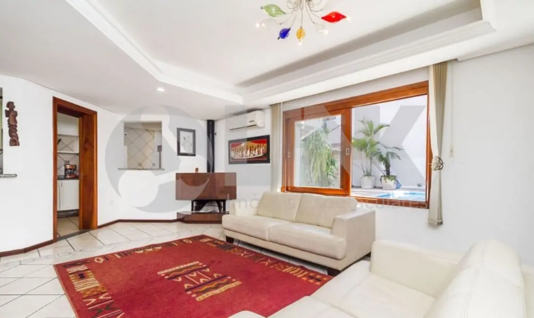 Foto 2 de Casa de Condomínio com 3 quartos à venda, 300m2 em Ipanema, Porto Alegre - RS
