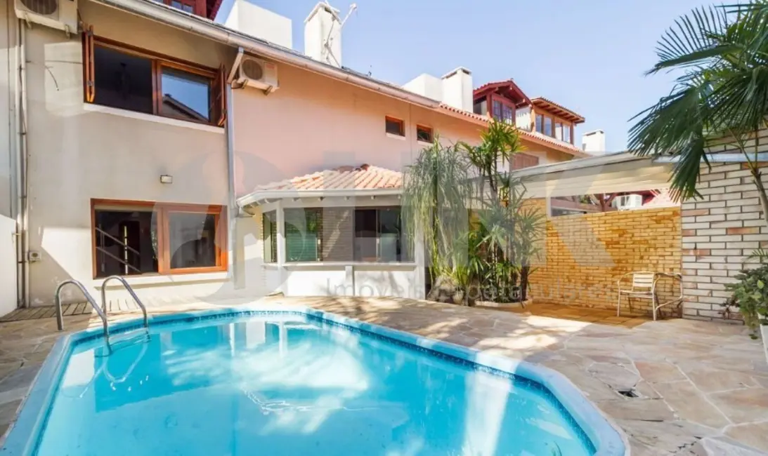 Foto 4 de Casa de Condomínio com 3 quartos à venda, 300m2 em Ipanema, Porto Alegre - RS