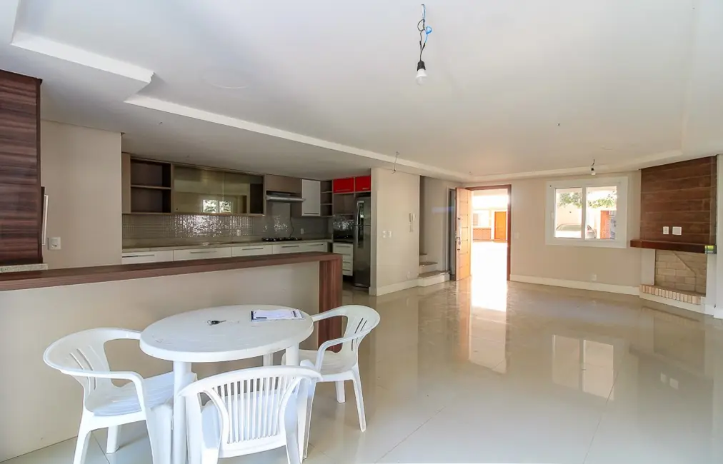 Foto 3 de Casa de Condomínio com 3 quartos à venda, 241m2 em Tristeza, Porto Alegre - RS