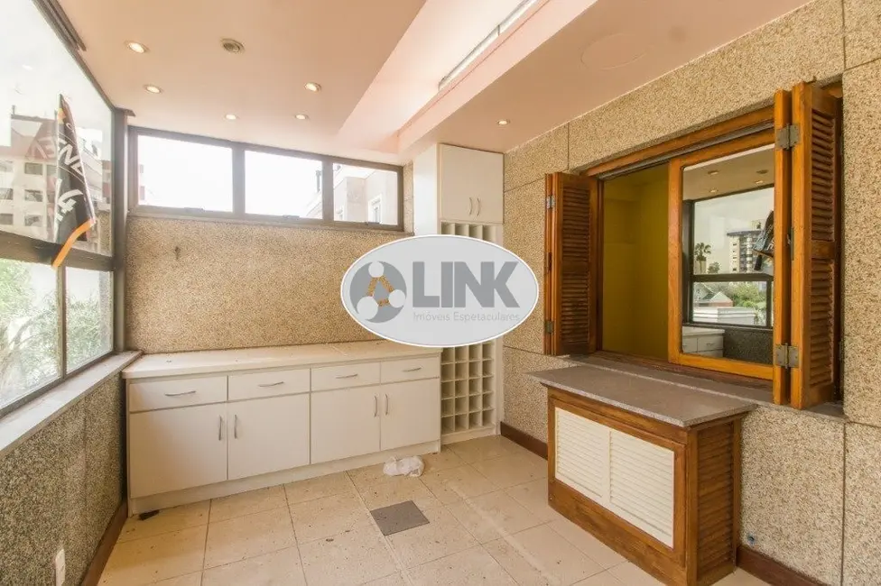 Foto 3 de Apartamento com 3 quartos à venda, 142m2 em Higienópolis, Porto Alegre - RS