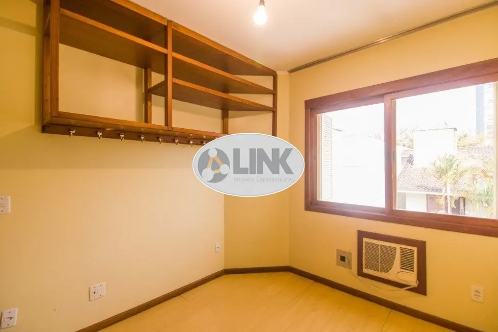 Foto 9 de Apartamento com 3 quartos à venda, 142m2 em Higienópolis, Porto Alegre - RS