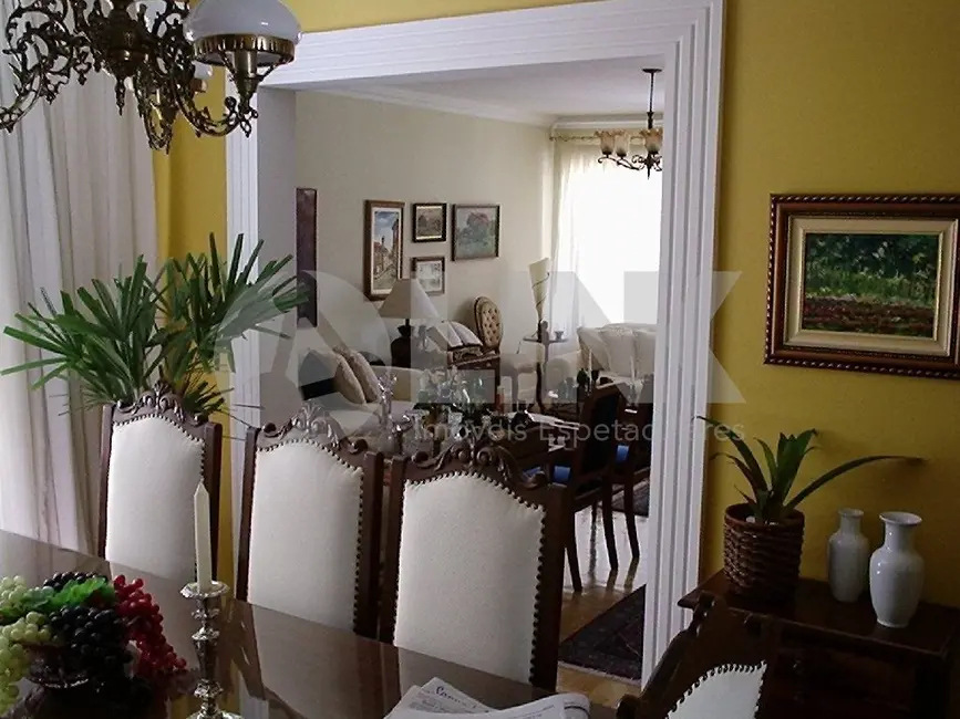 Casa com 5 quartos à venda, 392m2 em Chácara das Pedras, Porto Alegre - RS - imagem 8 Foto 8 de Casa com 5 quartos à venda, 392m2 em Chácara das Pedras, Porto Alegre - RS