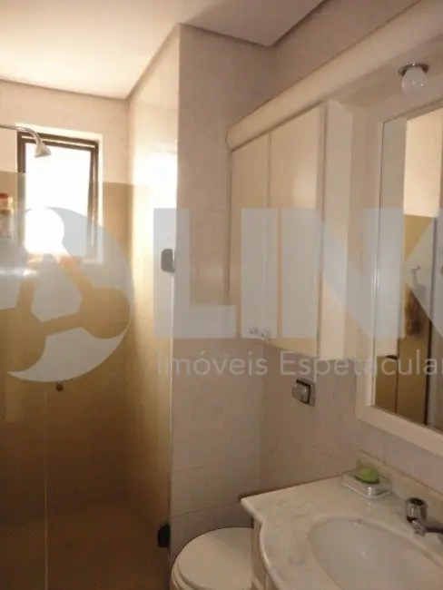 Apartamento com 2 quartos à venda, 59m2 em Vila Ipiranga, Porto Alegre - RS - imagem 7 Foto 7 de Apartamento com 2 quartos à venda, 59m2 em Vila Ipiranga, Porto Alegre - RS