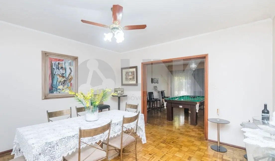 Foto 4 de Casa com 3 quartos à venda, 316m2 em Jardim Lindóia, Porto Alegre - RS