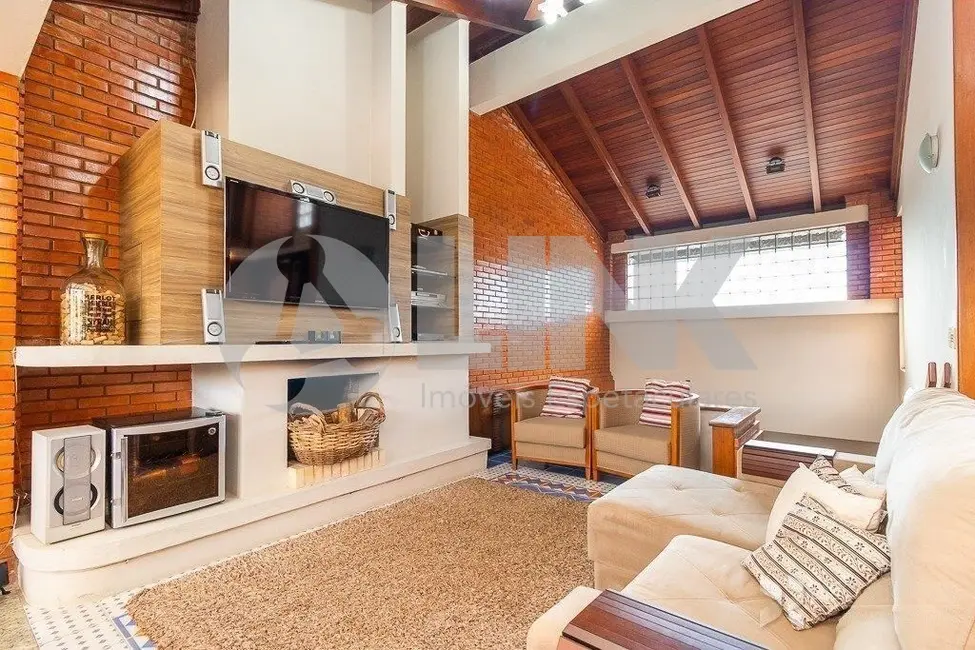 Foto 4 de Casa de Condomínio com 3 quartos à venda, 360m2 em Cristal, Porto Alegre - RS