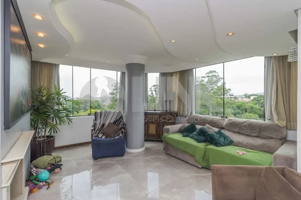 Foto 3 de Apartamento com 3 quartos à venda, 215m2 em Vila Ipiranga, Porto Alegre - RS