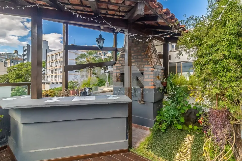 Foto 4 de Apartamento com 2 quartos à venda, 84m2 em Auxiliadora, Porto Alegre - RS