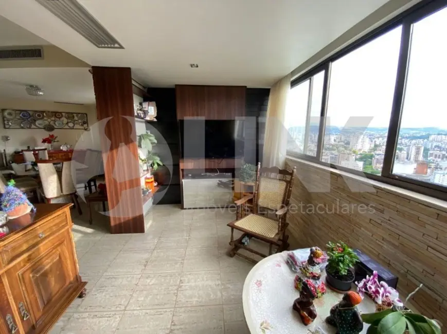 Apartamento com 3 quartos à venda, 159m2 em Bela Vista, Porto Alegre - RS - imagem 5 Foto 5 de Apartamento com 3 quartos à venda, 159m2 em Bela Vista, Porto Alegre - RS
