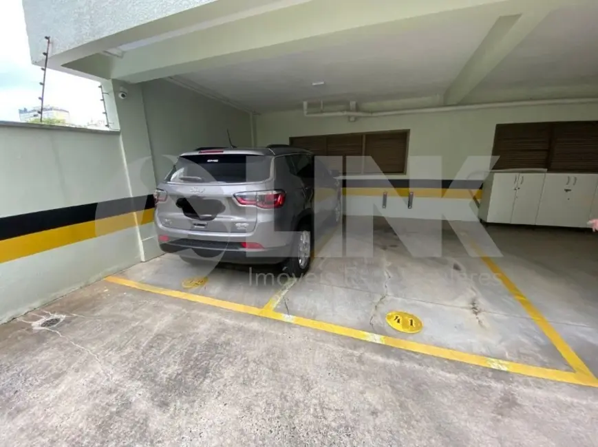 Apartamento com 3 quartos à venda, 159m2 em Bela Vista, Porto Alegre - RS - imagem 9 Foto 9 de Apartamento com 3 quartos à venda, 159m2 em Bela Vista, Porto Alegre - RS