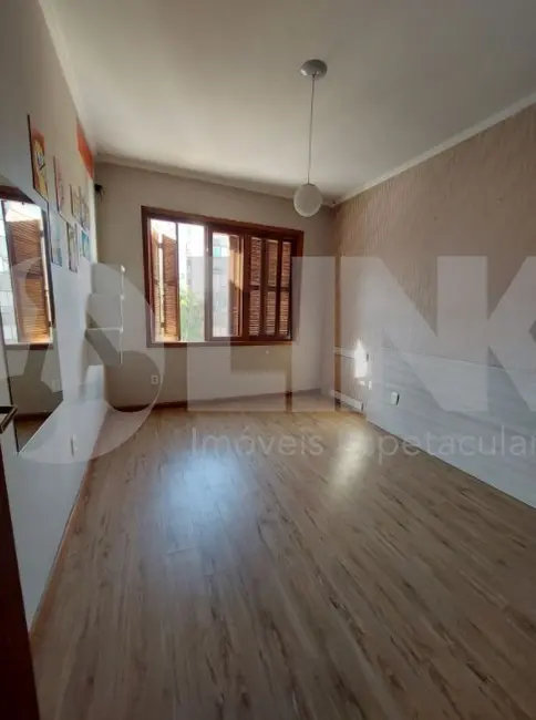 Apartamento com 2 quartos à venda, 117m2 em Moinhos de Vento, Porto Alegre - RS - imagem 2 Foto 2 de Apartamento com 2 quartos à venda, 117m2 em Moinhos de Vento, Porto Alegre - RS