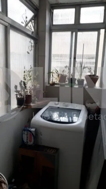 Apartamento com 3 quartos à venda, 96m2 em Mont Serrat, Porto Alegre - RS - imagem 8 Foto 8 de Apartamento com 3 quartos à venda, 96m2 em Mont Serrat, Porto Alegre - RS