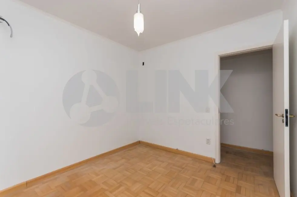 Foto 9 de Apartamento com 3 quartos à venda, 120m2 em Moinhos de Vento, Porto Alegre - RS