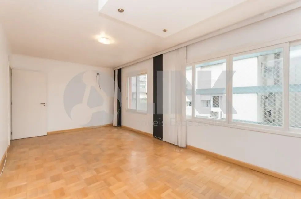 Foto 2 de Apartamento com 3 quartos à venda, 120m2 em Moinhos de Vento, Porto Alegre - RS