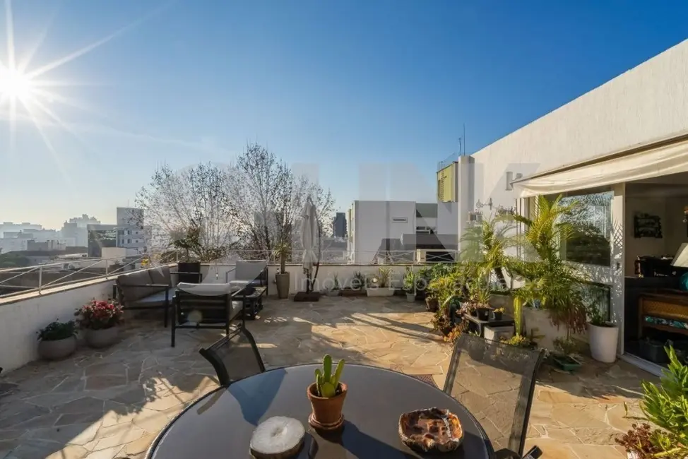 Apartamento com 4 quartos à venda, 213m2 em Mont Serrat, Porto Alegre - RS - imagem 7 Foto 7 de Apartamento com 4 quartos à venda, 213m2 em Mont Serrat, Porto Alegre - RS