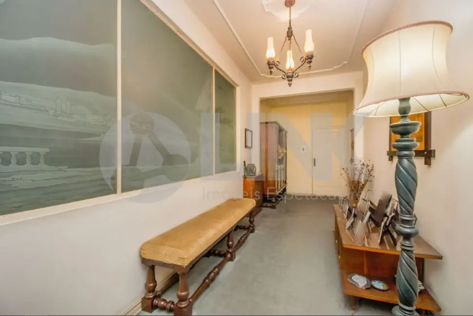 Foto 9 de Apartamento com 3 quartos à venda, 220m2 em Moinhos de Vento, Porto Alegre - RS