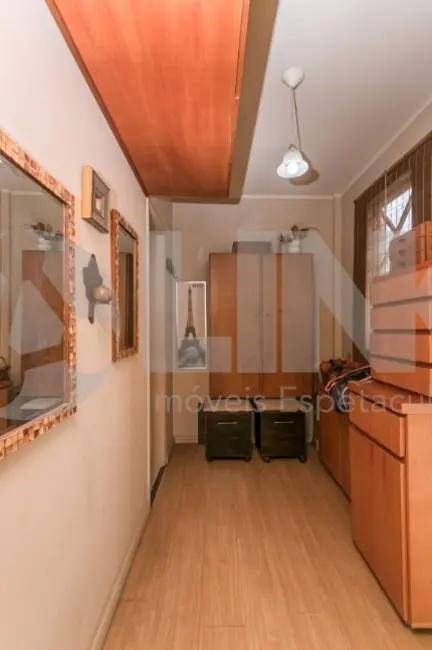 Apartamento com 3 quartos à venda, 130m2 em Moinhos de Vento, Porto Alegre - RS - imagem 9 Foto 9 de Apartamento com 3 quartos à venda, 130m2 em Moinhos de Vento, Porto Alegre - RS