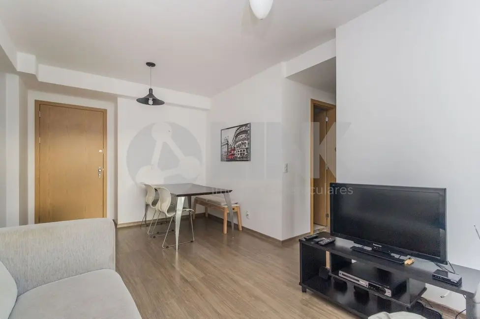 Foto 6 de Apartamento com 2 quartos à venda, 69m2 em Passo da Areia, Porto Alegre - RS