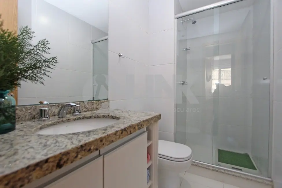 Apartamento com 2 quartos à venda, 69m2 em Passo da Areia, Porto Alegre - RS - imagem 9 Foto 9 de Apartamento com 2 quartos à venda, 69m2 em Passo da Areia, Porto Alegre - RS