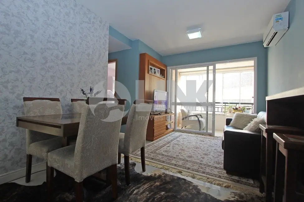 Apartamento com 2 quartos à venda, 69m2 em Passo da Areia, Porto Alegre - RS - imagem 4 Foto 4 de Apartamento com 2 quartos à venda, 69m2 em Passo da Areia, Porto Alegre - RS