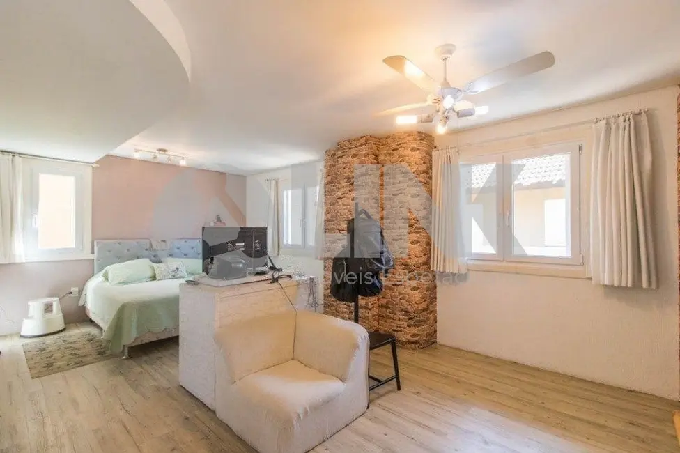 Foto 9 de Casa de Condomínio com 3 quartos à venda, 337m2 em Chácara das Pedras, Porto Alegre - RS