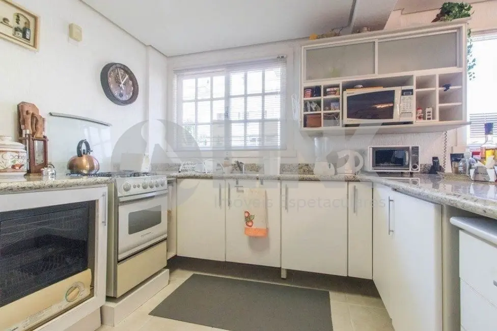 Foto 6 de Casa de Condomínio com 3 quartos à venda, 337m2 em Chácara das Pedras, Porto Alegre - RS