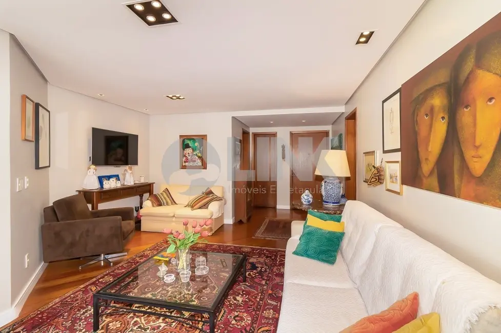 Apartamento com 2 quartos à venda, 134m2 em Petrópolis, Porto Alegre - RS - imagem 4 Foto 4 de Apartamento com 2 quartos à venda, 134m2 em Petrópolis, Porto Alegre - RS