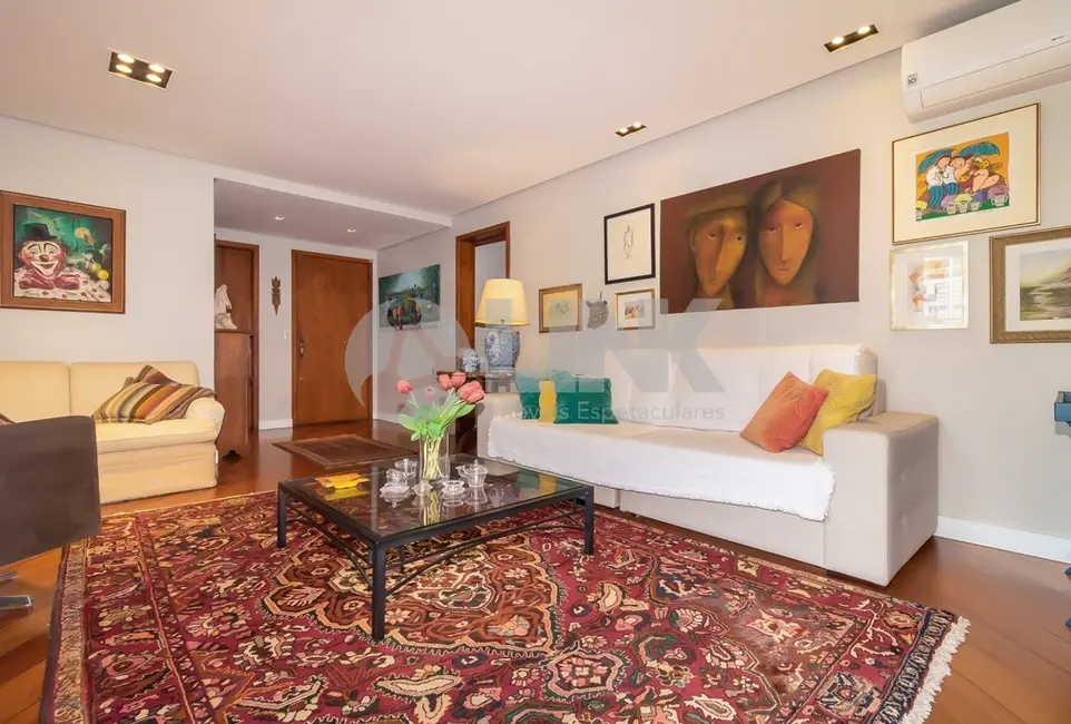 Apartamento com 2 quartos à venda, 134m2 em Petrópolis, Porto Alegre - RS - imagem 6 Foto 6 de Apartamento com 2 quartos à venda, 134m2 em Petrópolis, Porto Alegre - RS