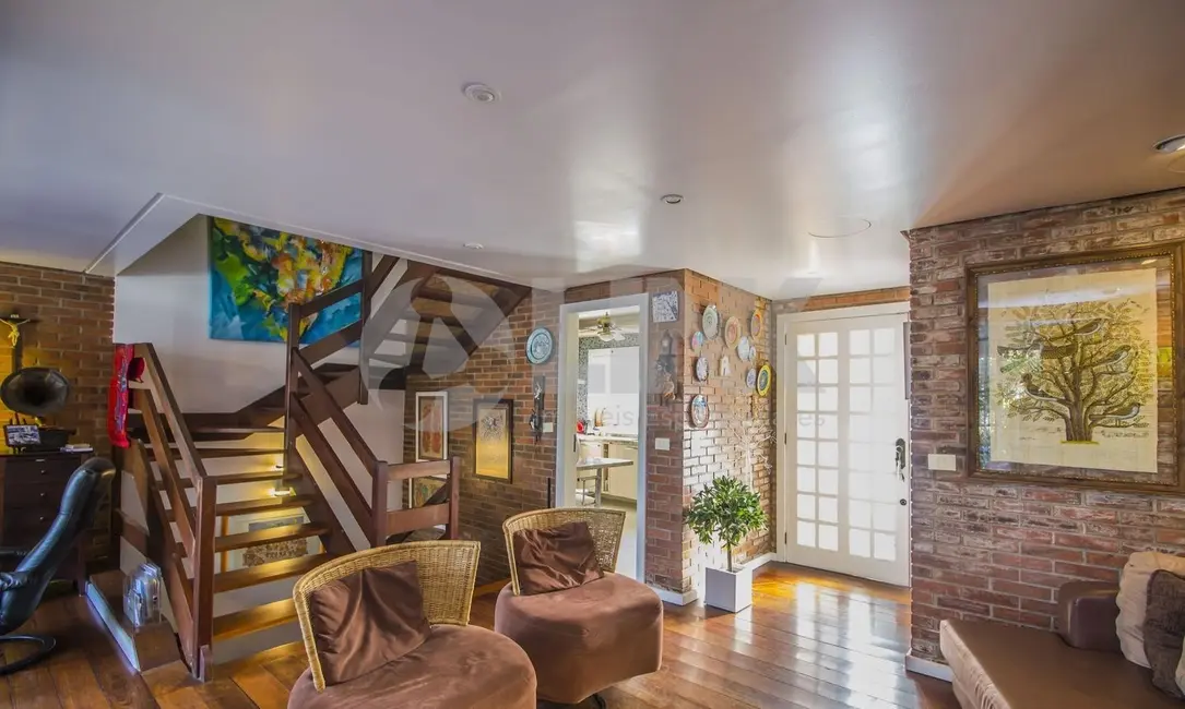 Foto 6 de Casa de Condomínio com 3 quartos à venda, 201m2 em Chácara das Pedras, Porto Alegre - RS