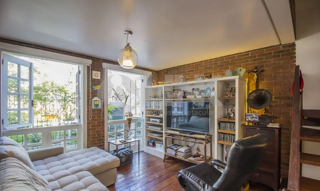 Foto 4 de Casa de Condomínio com 3 quartos à venda, 201m2 em Chácara das Pedras, Porto Alegre - RS