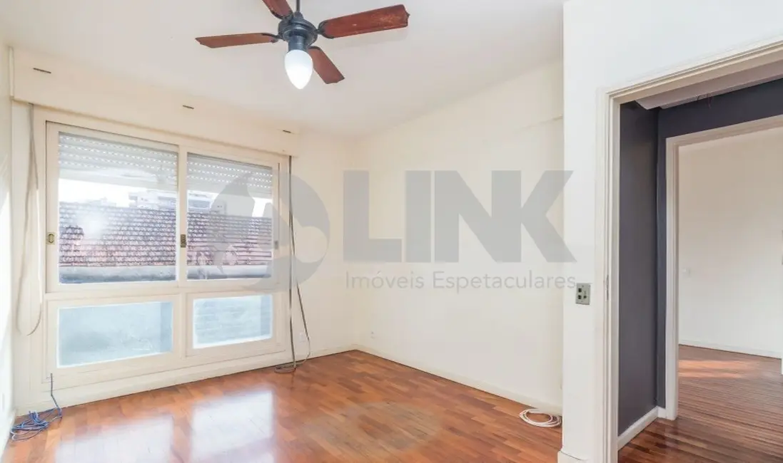 Apartamento com 2 quartos à venda, 96m2 em Rio Branco, Porto Alegre - RS - imagem 5 Foto 5 de Apartamento com 2 quartos à venda, 96m2 em Rio Branco, Porto Alegre - RS