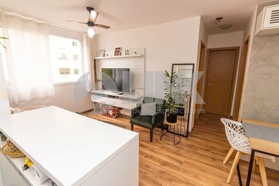 Foto 2 de Apartamento com 2 quartos à venda, 52m2 em Jardim Carvalho, Porto Alegre - RS