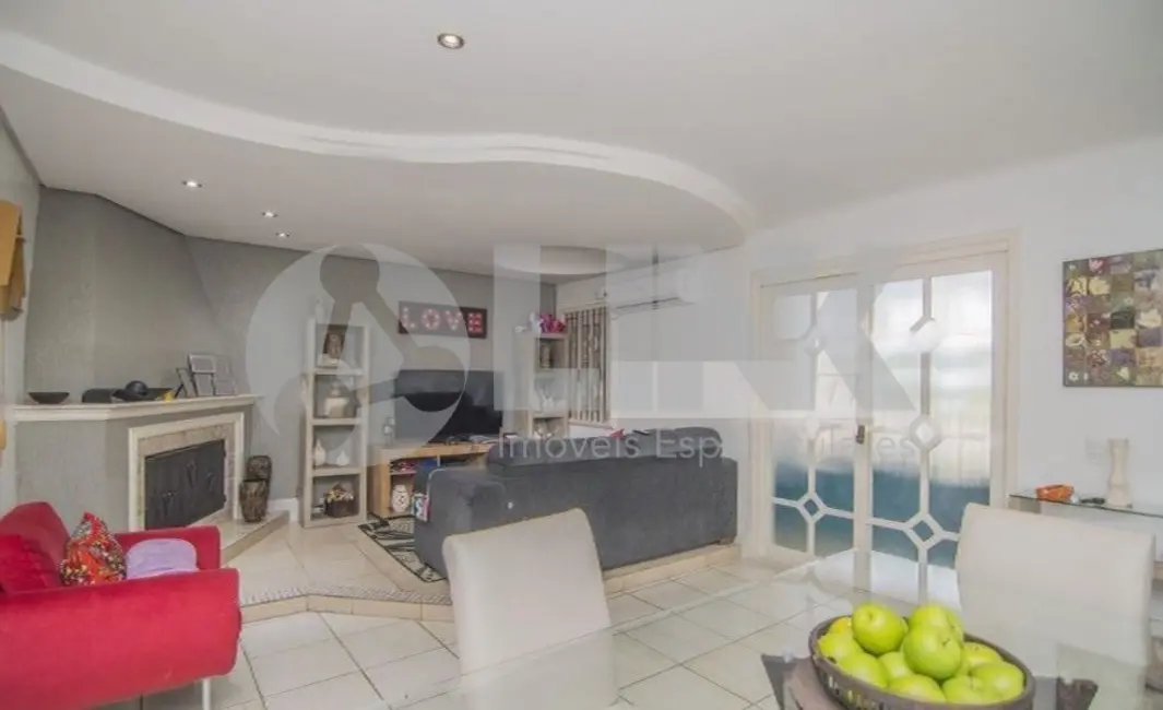 Foto 1 de Casa com 3 quartos à venda, 198m2 em Parque Santa Fé, Porto Alegre - RS