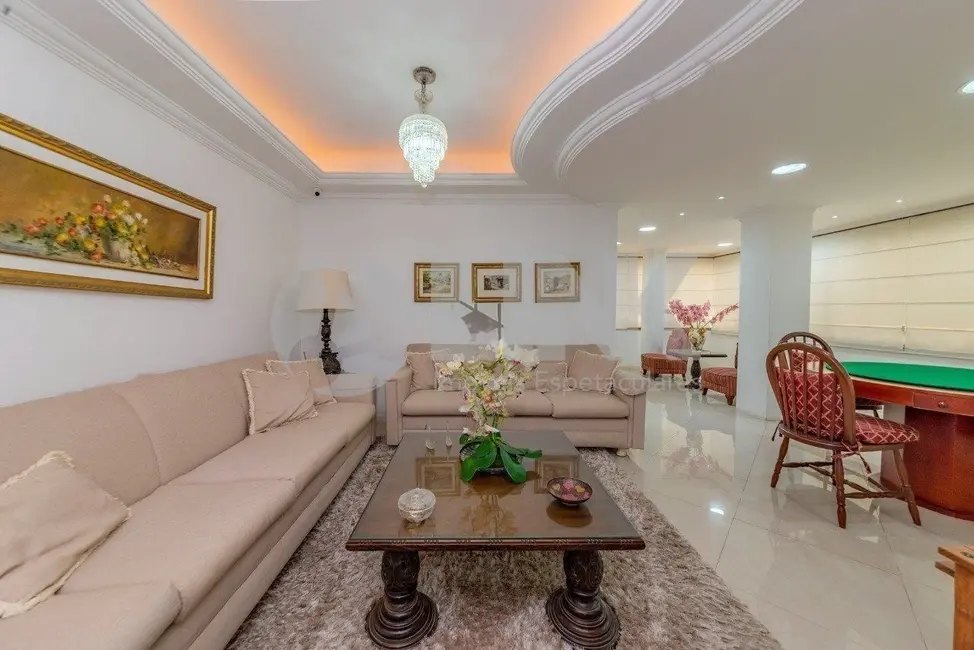 Foto 2 de Apartamento com 3 quartos à venda, 146m2 em Bela Vista, Porto Alegre - RS