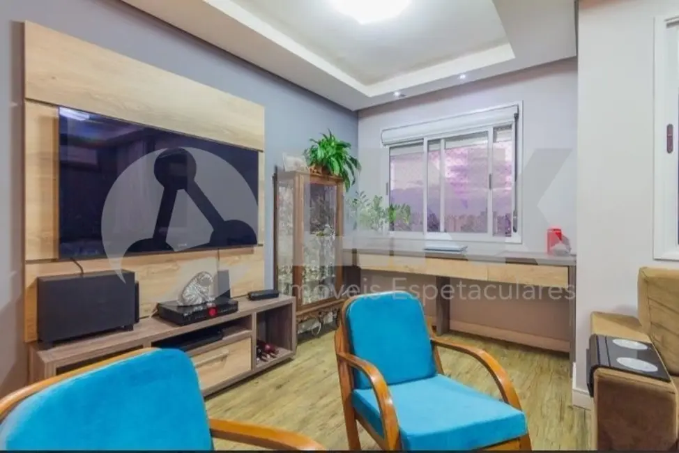 Foto 4 de Apartamento com 2 quartos à venda, 66m2 em Vila Ipiranga, Porto Alegre - RS