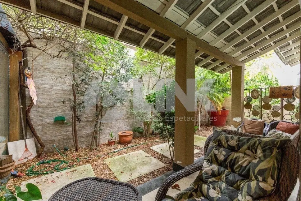 Foto 9 de Casa de Condomínio com 4 quartos à venda, 446m2 em Jardim Carvalho, Porto Alegre - RS