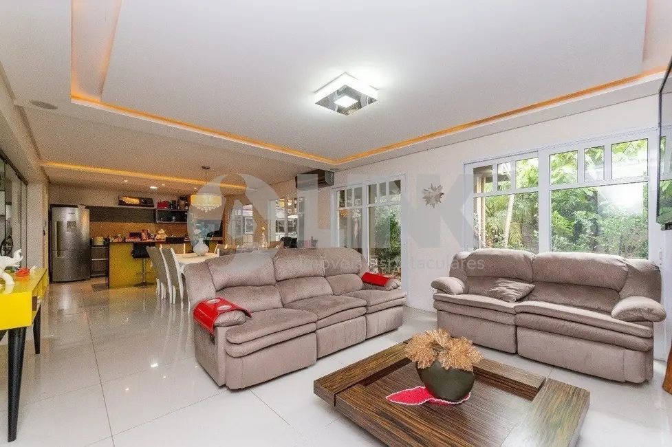 Foto 1 de Casa de Condomínio com 4 quartos à venda, 446m2 em Jardim Carvalho, Porto Alegre - RS