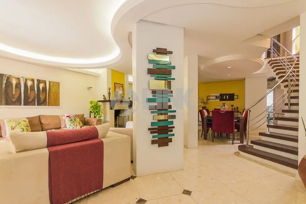 Foto 4 de Casa com 5 quartos à venda, 418m2 em Chácara das Pedras, Porto Alegre - RS