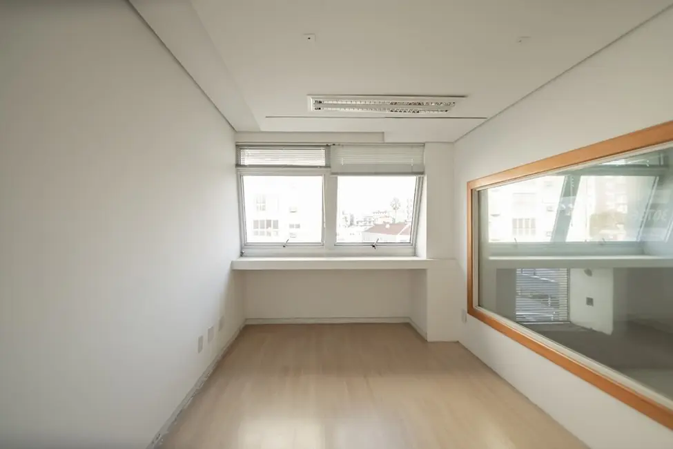 Foto 7 de Sala Comercial à venda, 320m2 em Petrópolis, Porto Alegre - RS