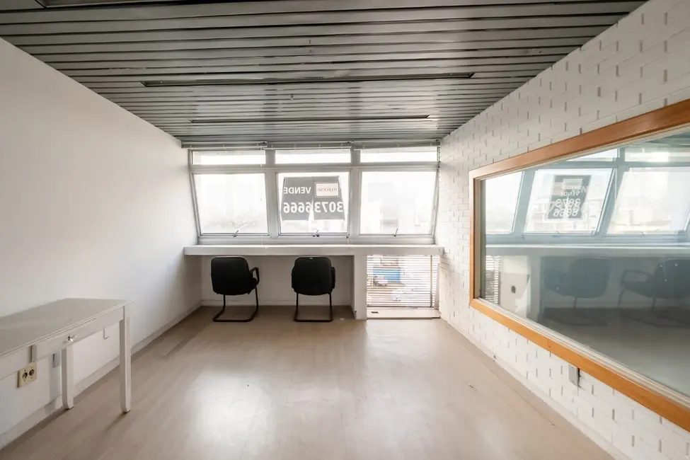 Foto 5 de Sala Comercial à venda, 320m2 em Petrópolis, Porto Alegre - RS