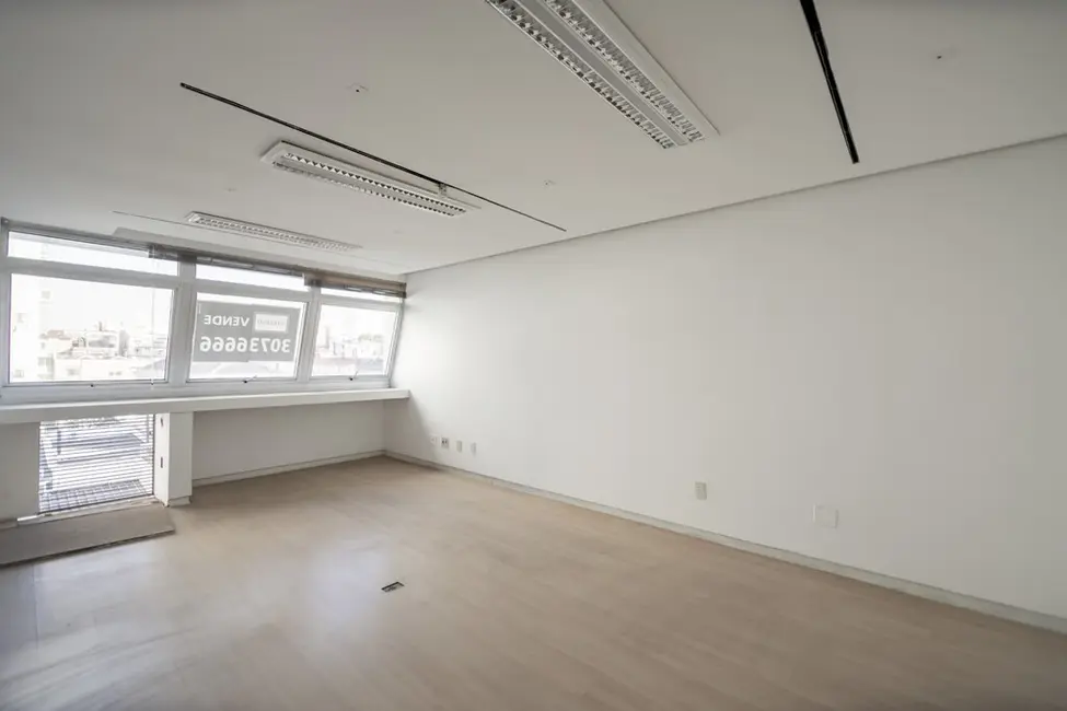 Foto 4 de Sala Comercial à venda, 320m2 em Petrópolis, Porto Alegre - RS