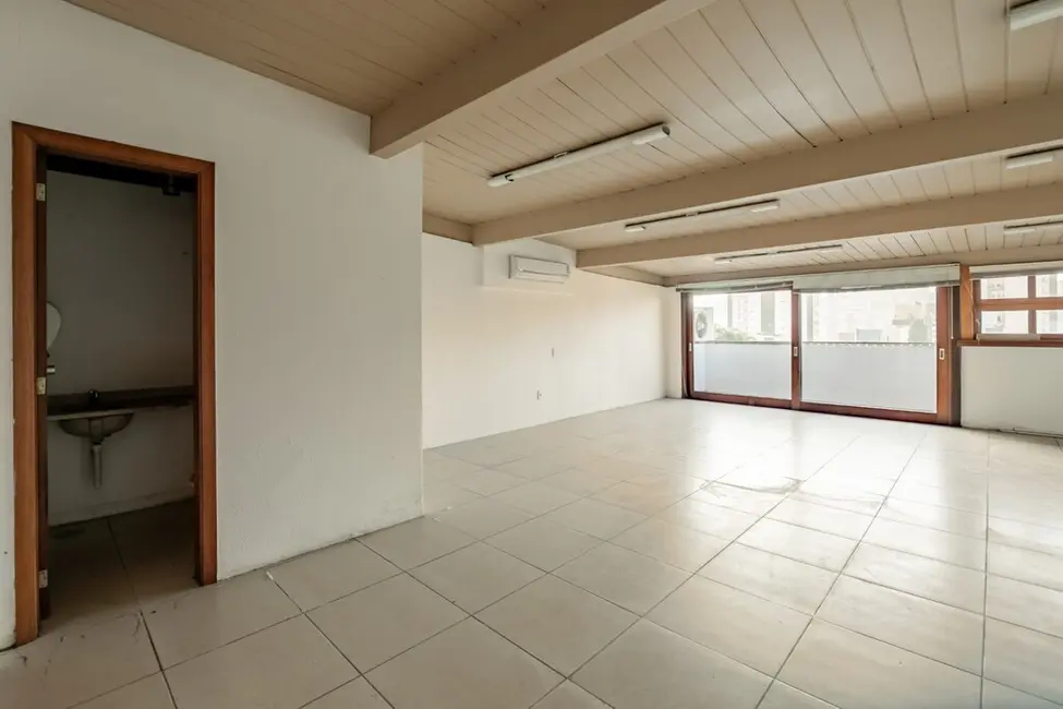 Foto 1 de Sala Comercial à venda, 320m2 em Petrópolis, Porto Alegre - RS