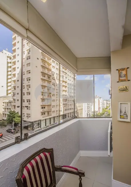 Apartamento com 3 quartos à venda, 132m2 em Centro Histórico, Porto Alegre - RS - imagem 7 Foto 7 de Apartamento com 3 quartos à venda, 132m2 em Centro Histórico, Porto Alegre - RS