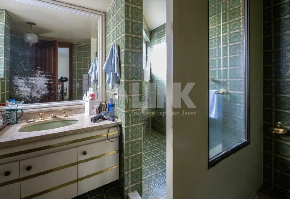 Foto 6 de Apartamento com 3 quartos à venda, 244m2 em Moinhos de Vento, Porto Alegre - RS