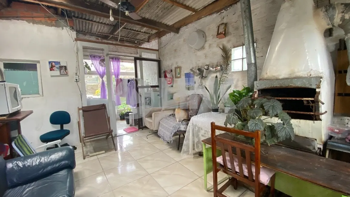 Casa com 3 quartos à venda, 200m2 em Jardim Carvalho, Porto Alegre - RS - imagem 9 Foto 9 de Casa com 3 quartos à venda, 200m2 em Jardim Carvalho, Porto Alegre - RS