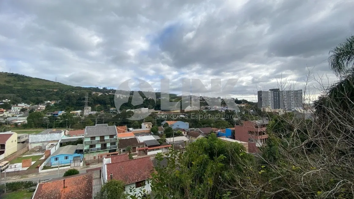 Casa com 3 quartos à venda, 200m2 em Jardim Carvalho, Porto Alegre - RS - imagem 8 Foto 8 de Casa com 3 quartos à venda, 200m2 em Jardim Carvalho, Porto Alegre - RS
